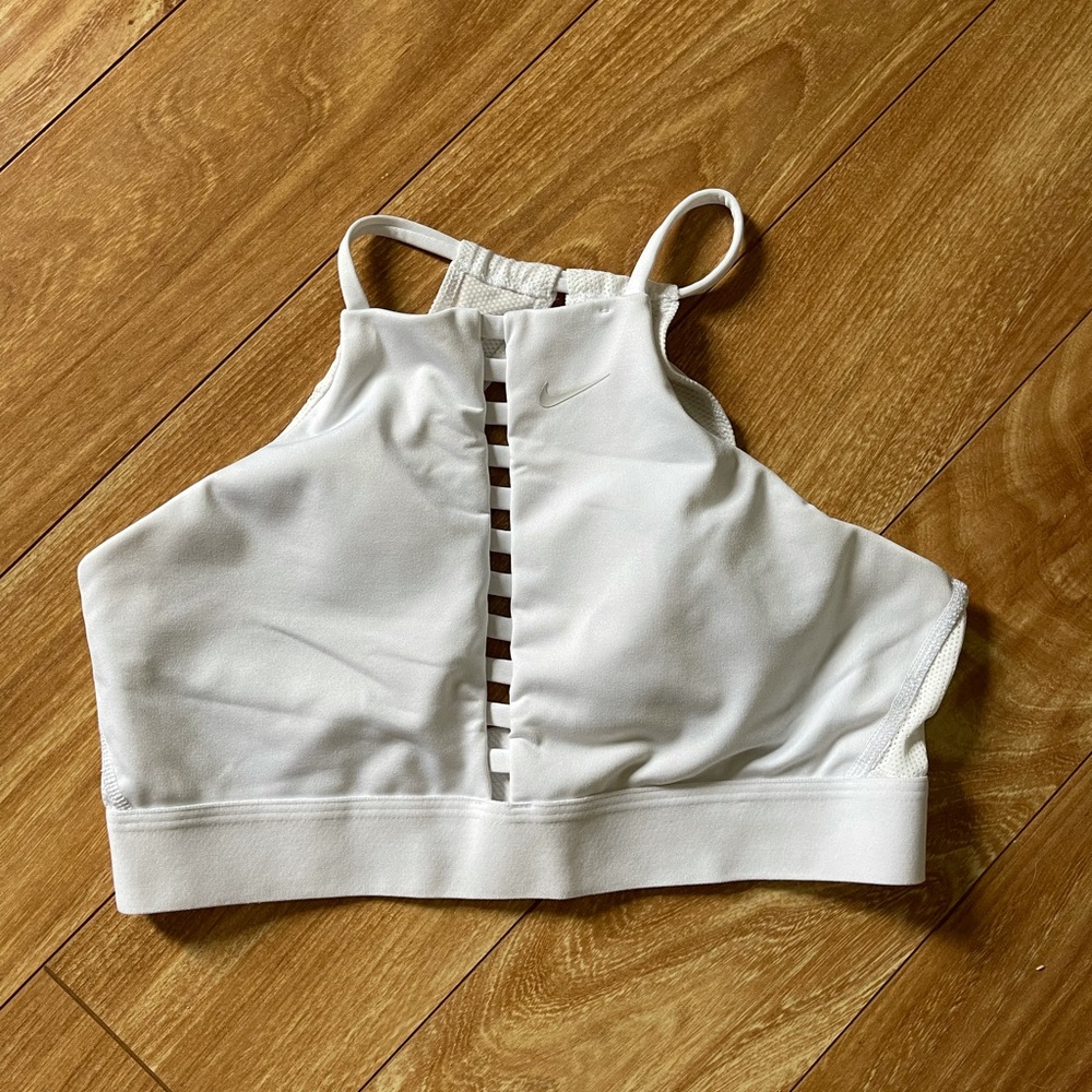 nike sports bra